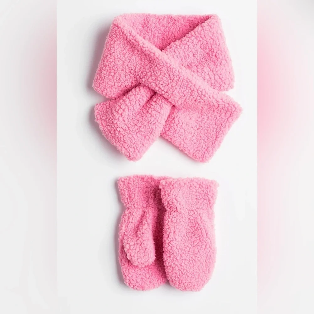 H&M Pink Fleece Mittens and Scarf Set Pink - Kids | H&M